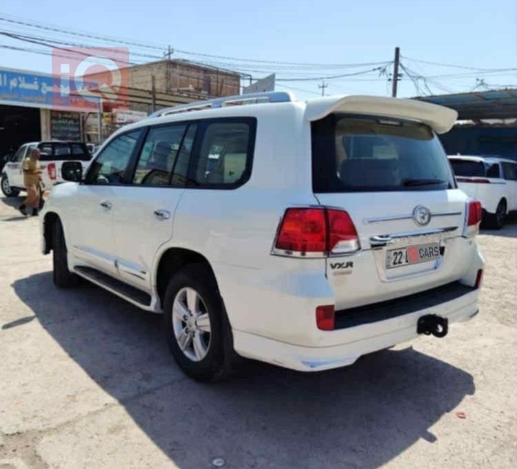 تويوتا لاندكروزر